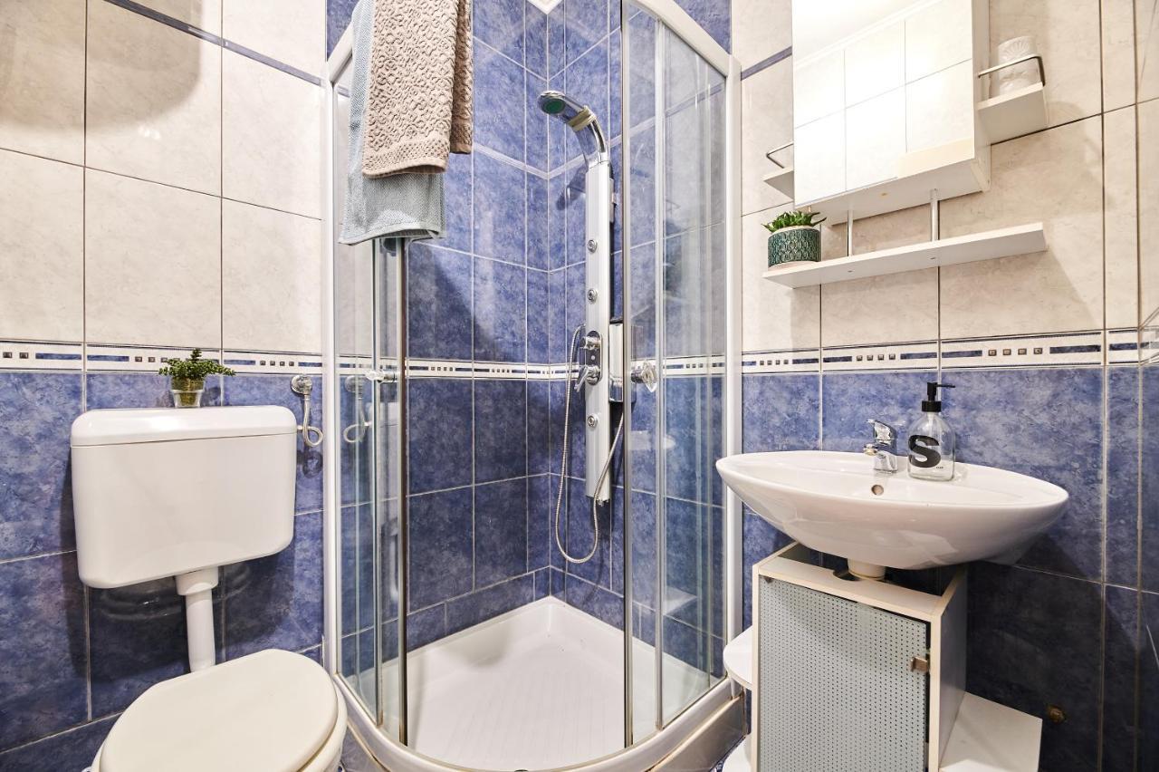 Apartments Noa Ουμάγκ Εξωτερικό φωτογραφία