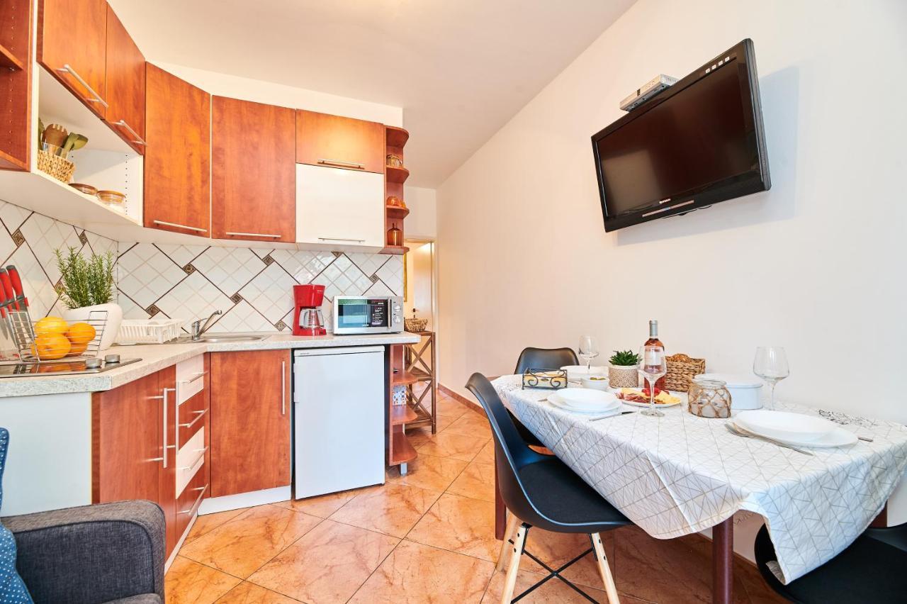Apartments Noa Ουμάγκ Εξωτερικό φωτογραφία